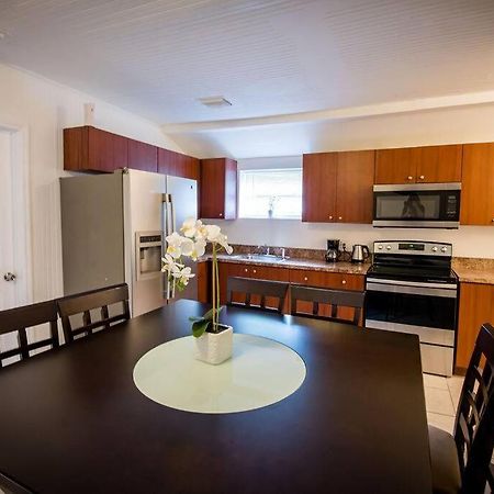 3 Bedroom Miami Home 15 Minutes To The Beach Esterno foto